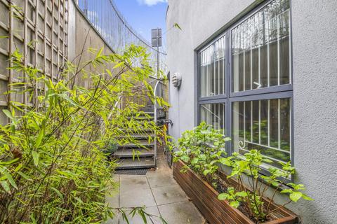 33c Remington Street, London, N1 8DH