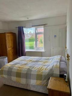 2 bedroom terraced house to rent - St. Michaels Lane, Burley, Leeds LS4 2PD