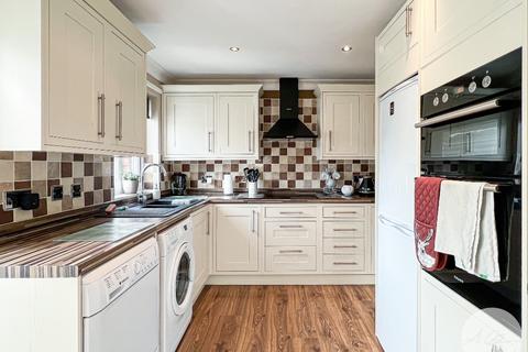 19 Cocked Hat Park, Sowerby, Thirsk, YO7 3HB