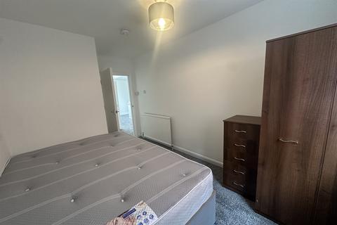 undefined, Queens Road, NG9