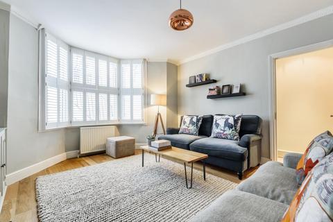 2 bedroom flat for sale - Harbut Road, Battersea
