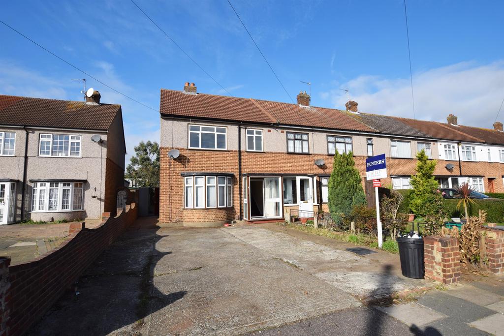 Fields Park Crescent, Chadwell Heath, RM6 3 bed end of terrace house