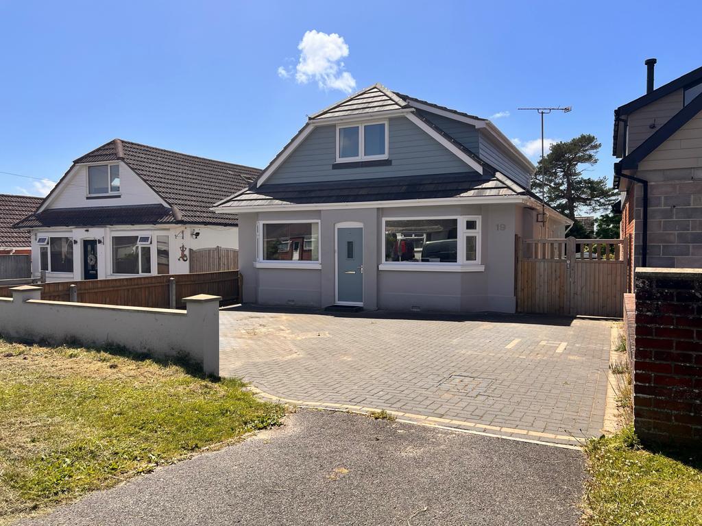 Napier Road, Hamworthy, Poole, BH15 4 bed detached house £700,000
