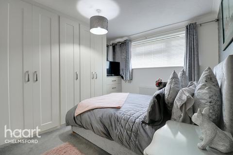 80 Petunia Crescent, Chelmsford, CM1 6YR