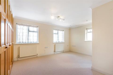48 High Beeches, Gerrards Cross, SL9 7HY
