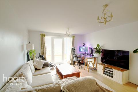 1 bedroom apartment for sale - Fairwater Drive, Shepperton