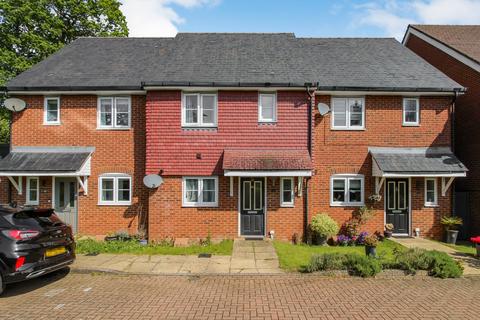 3 bedroom terraced house for sale, St. Augustine Road, Crawley, West Sussex. RH11 8GA