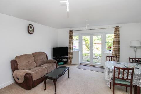 3 bedroom terraced house for sale, St. Augustine Road, Crawley, West Sussex. RH11 8GA