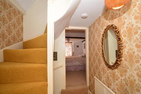 20 - 21 Abbey Street, Faversham, ME13 7BE