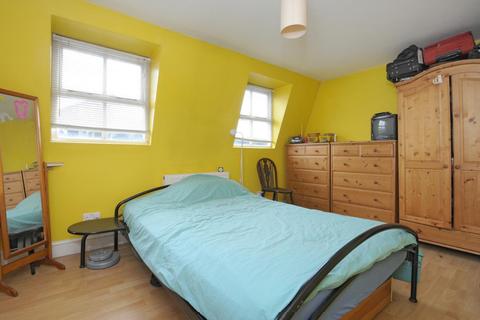 31 Dalling Road, London, W6 0JD
