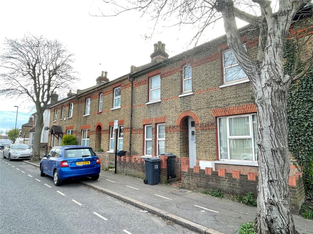 Sussex Road, South Croydon, Surrey, CR2 2 bed terraced house £1,300