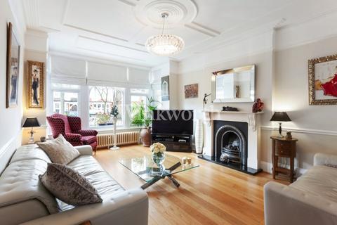 5 bedroom semi-detached house for sale, Derwent Road, London, N13