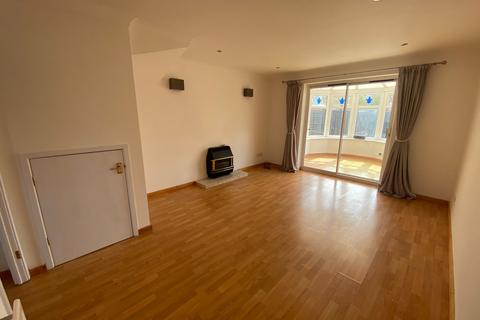 2 bedroom house to rent, Fareham  Fen Avenue  Unfurnished