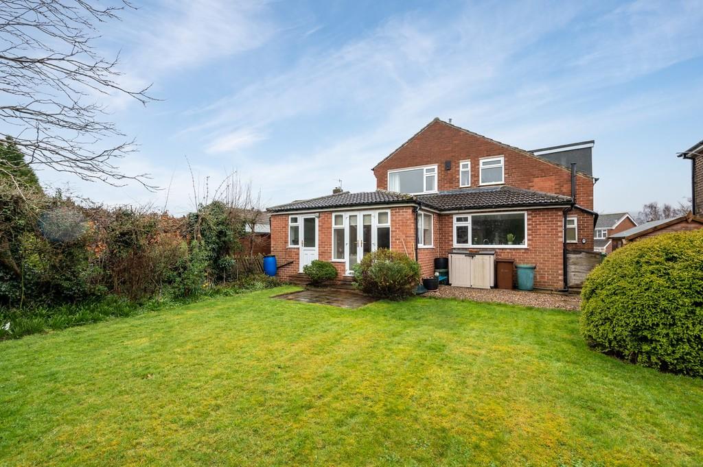 St. Richards Road, Otley 4 bed detached house £425,000