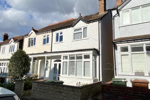 19 Wallace Crescent, Carshalton, SM5 3SU