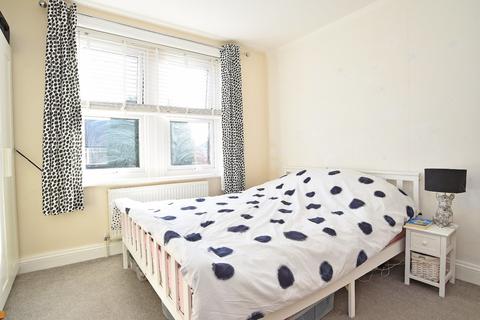 36 Wharfedale Avenue, Harrogate, HG2 0AU