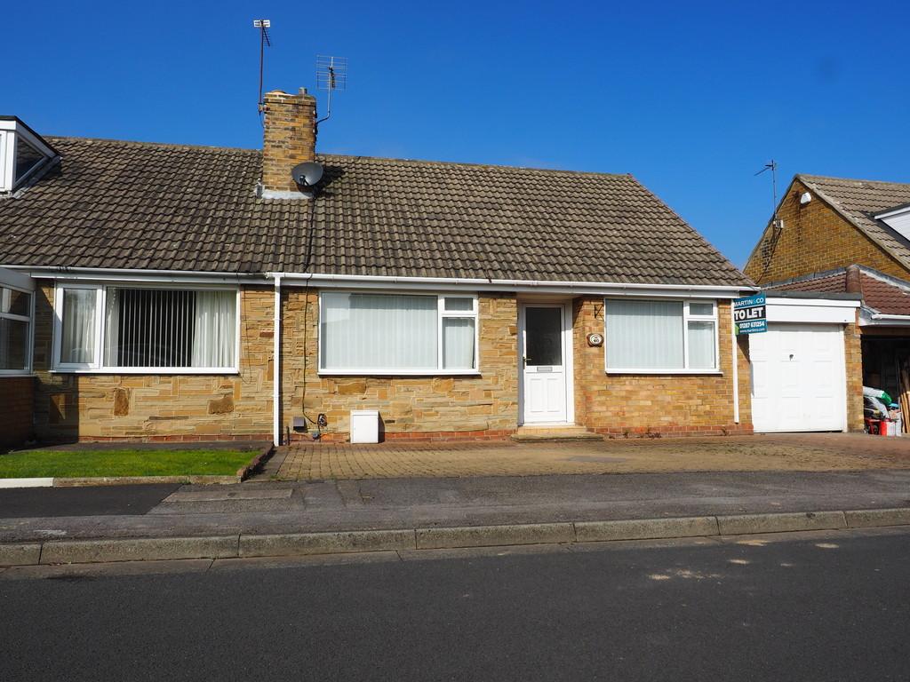 Layland Road, Skelton 2 bed semidetached bungalow £650 pcm (£150 pw)