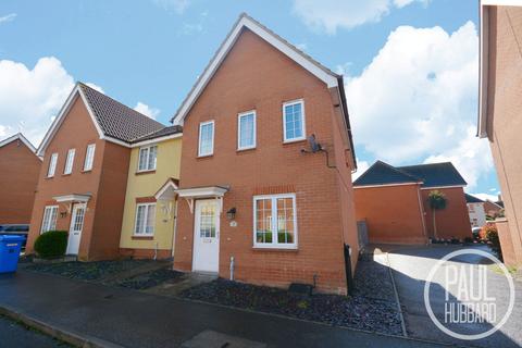 14 Abbeydale, Carlton Colville, Lowestoft, NR33 8WJ