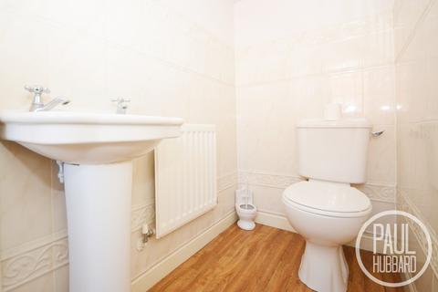14 Abbeydale, Carlton Colville, Lowestoft, NR33 8WJ