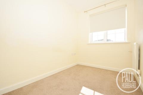 14 Abbeydale, Carlton Colville, Lowestoft, NR33 8WJ