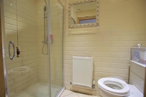 40 Stanley Crescent, Uttoxeter, ST14 7BD