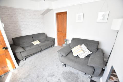 1 bedroom end of terrace house for sale, Sandy Lane, Boughton