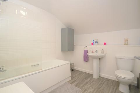 Flat 2, New Walpole House Fountain Close, London, SE18 6XL