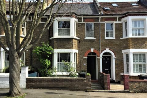 17 Ermine Road, London, SE13 7JT