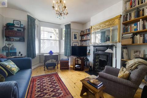 17 Ermine Road, London, SE13 7JT