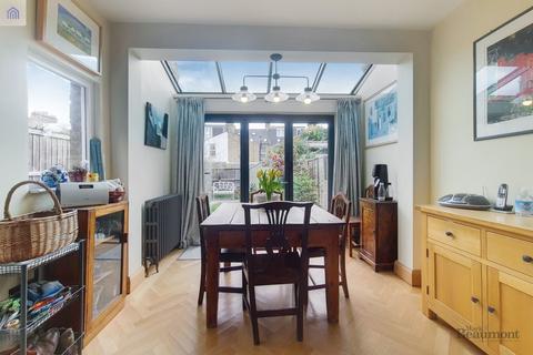 17 Ermine Road, London, SE13 7JT