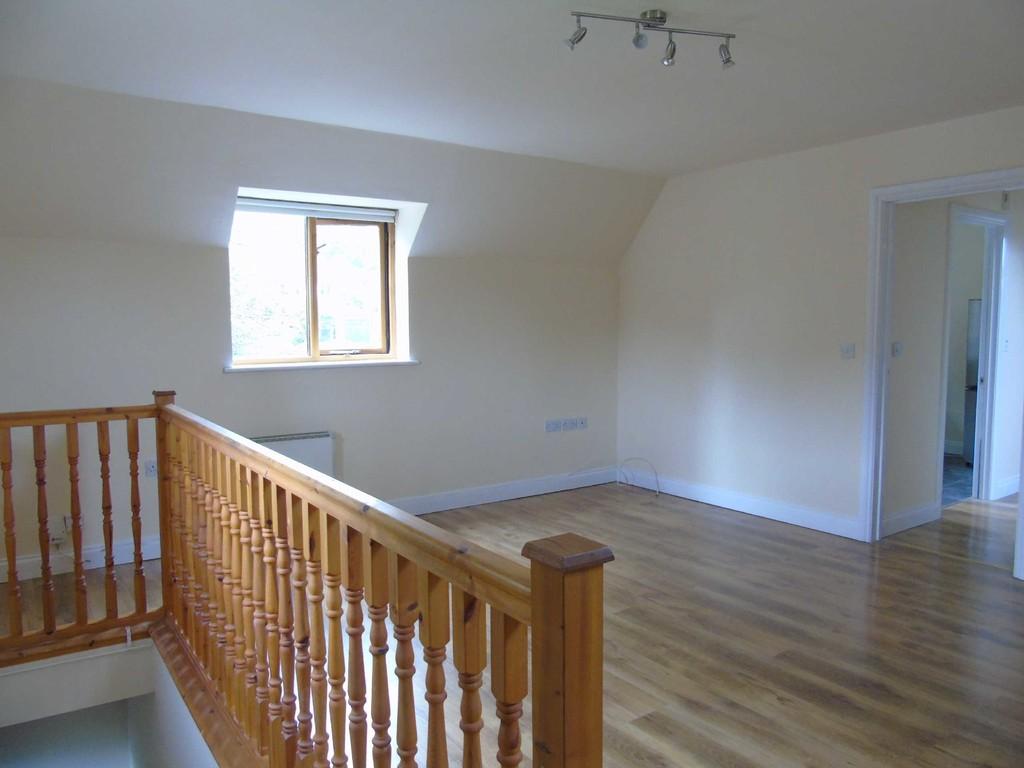 Church Road, Oldswinford, Stourbridge 1 bed flat £650 pcm (£150 pw)