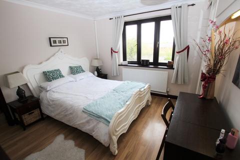 55 Whitehill Road, Crayford, Dartford, DA1 4AB