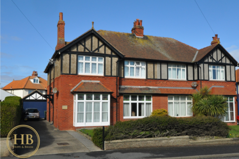 12 Castle Road, Whitby, YO21 3NJ