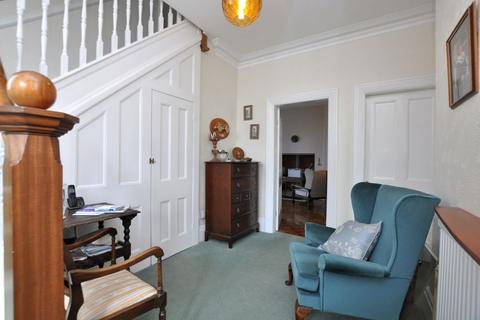 12 Castle Road, Whitby, YO21 3NJ