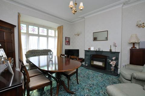 12 Castle Road, Whitby, YO21 3NJ