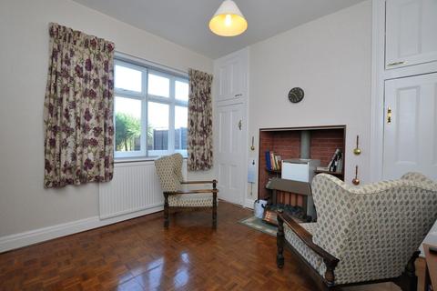 12 Castle Road, Whitby, YO21 3NJ