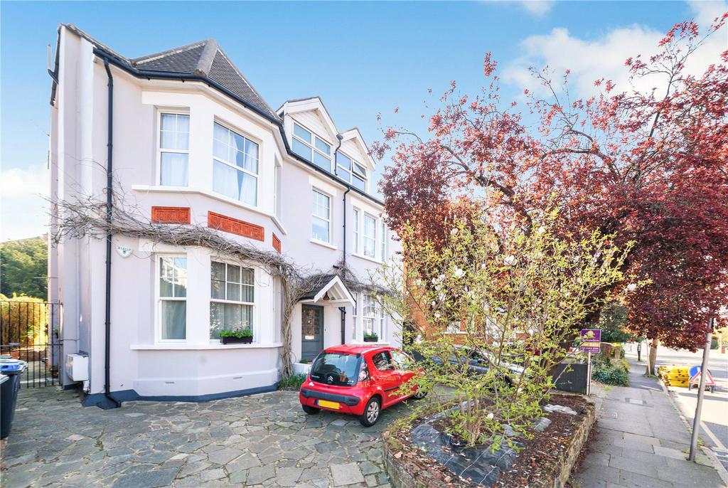 Sandford Road, Bromley, Kent, BR2 2 bed apartment £400,000