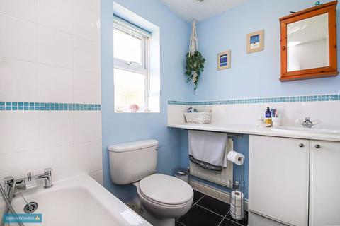 29 Stutts End, Cotford St Luke, Taunton, TA4 1NX