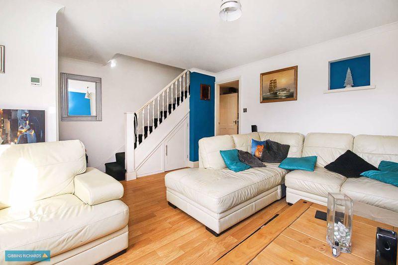 Richards Close, Wellington 3 bed semidetached house £250,000