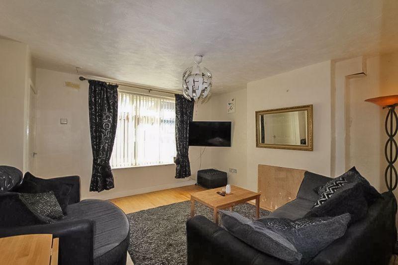 Booth Street, Bloxwich, Walsall 3 bed semidetached house £170,000