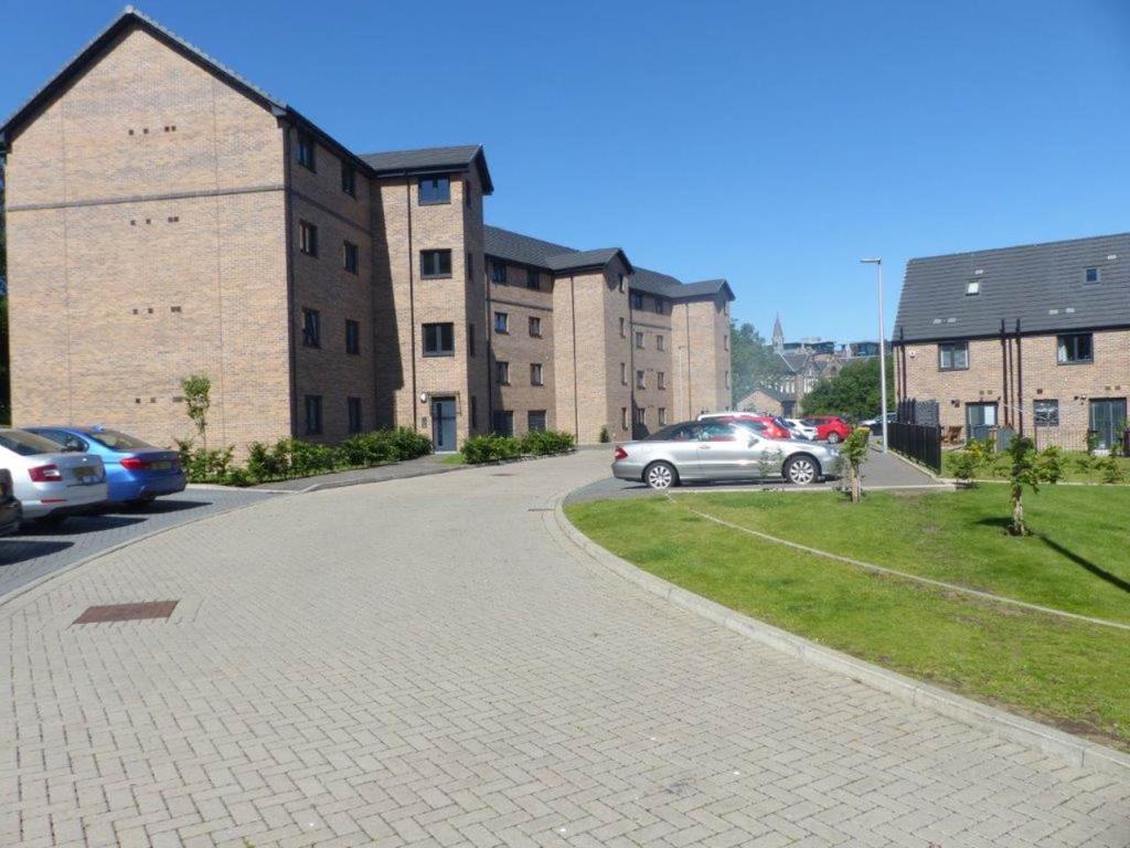 Stanwell Street, Bonnington, Edinburgh 2 bed flat £1,050 pcm (£242 pw)
