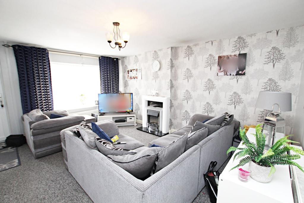 Lincoln Drive, AshtoninMakerfield, Wigan, WN4 3 bed semidetached