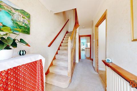 67 Rose Walk, West Wickham, BR4 0SB