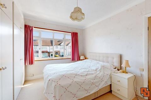 67 Rose Walk, West Wickham, BR4 0SB