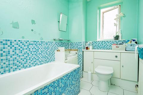 25 Shaftesbury Circle, South Harrow, Harrow, HA2 0AG