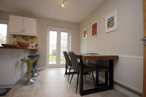 2 Follets Close, Yarnton, Kidlington, OX5 1TB