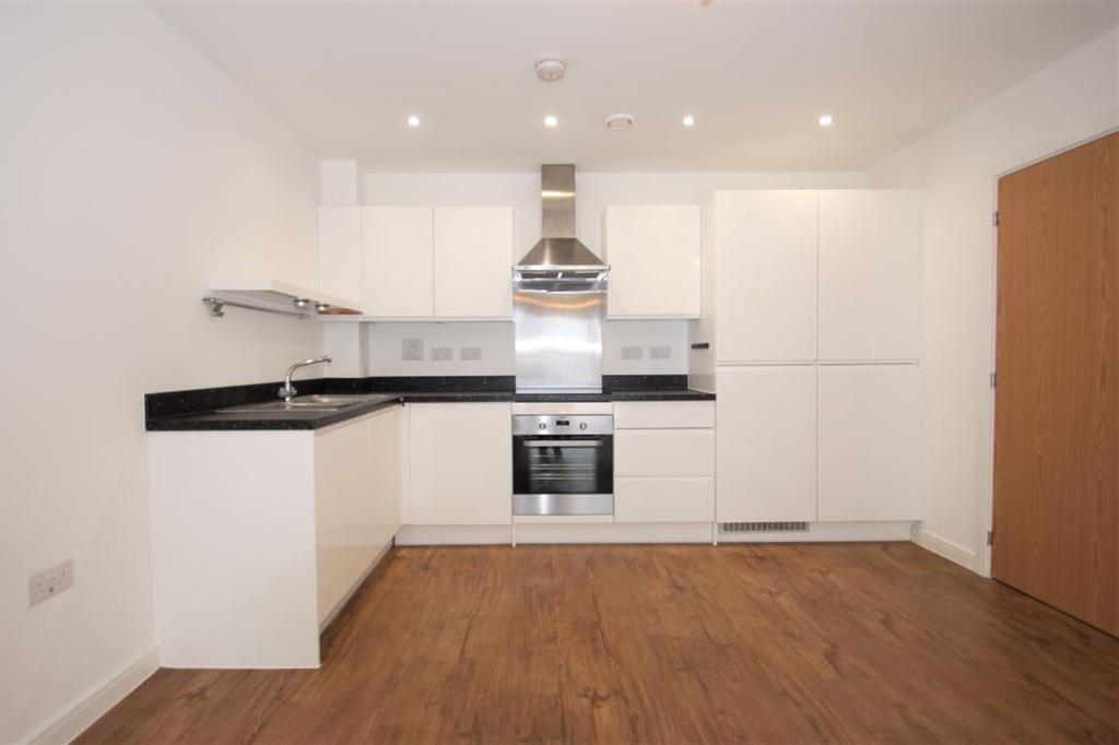Pennant House, Portsmouth 2 bed apartment £1,400 pcm (£323 pw)