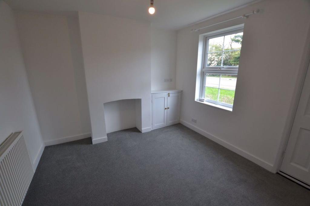 Dunton, Biggleswade 2 bed cottage £895 pcm (£207 pw)
