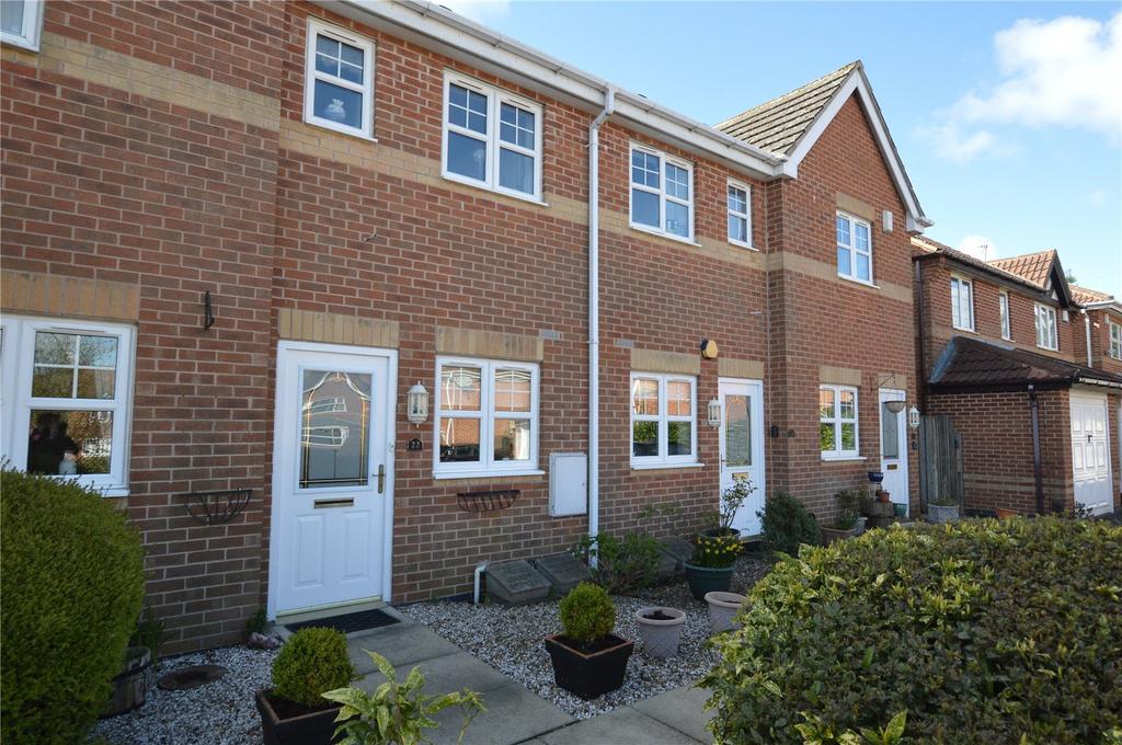 Belvedere Court, Alwoodley, Leeds 2 bed apartment £110,000