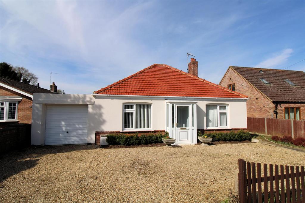 Green Lane, South Wootton 3 bed detached bungalow £275,000